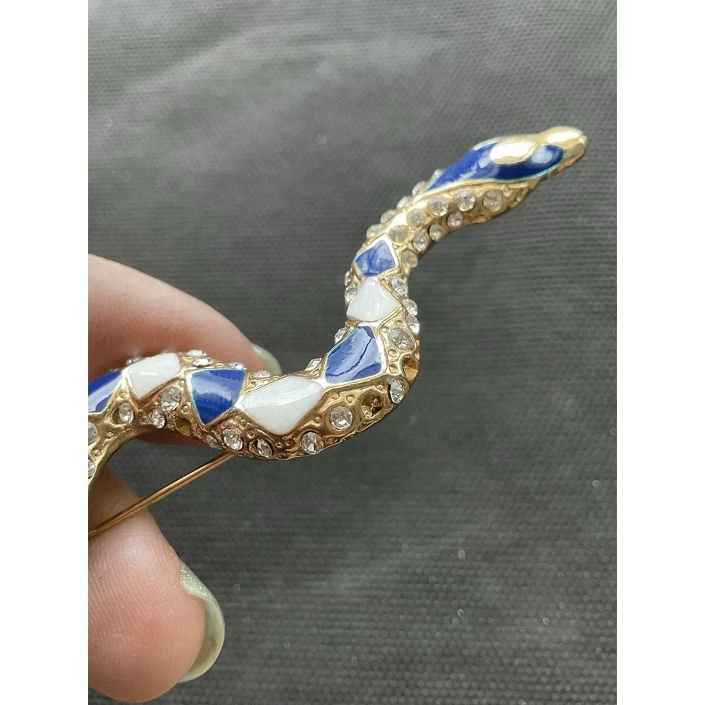 Vintage Gold Tone Snake Brooch Pin Blue White Enamel Rhinestones - Picture 2 of 8
